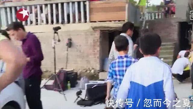同一个村民卖东西 《极限挑战》引来众怒 《向往2》却相反
