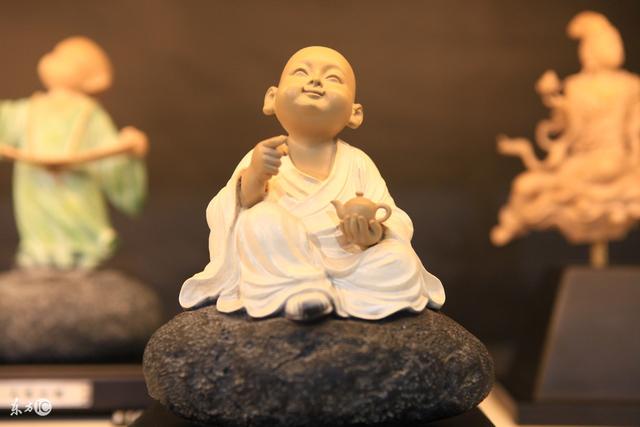 从小和尚到公务员的华丽转身