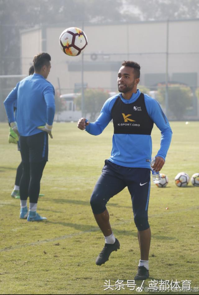 今日足球直播:江苏苏宁易购VS阿联酋酋长俱乐