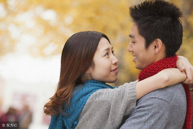 女人对你是否是真心的?从这3个表现就能看得出来