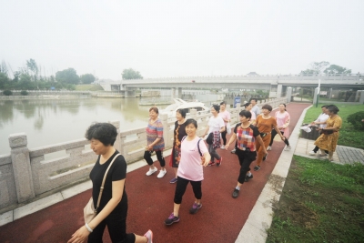 健步古运河边,同迎省运盛会