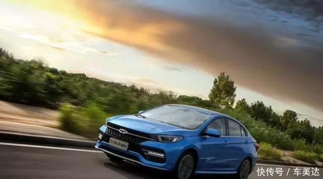 减速时,先踩刹车还是先踩离合别做错了