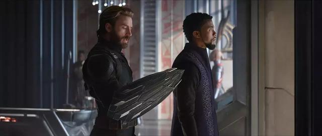 复联3无剧透影评,雷神美队抢镜,灭霸战力彪悍