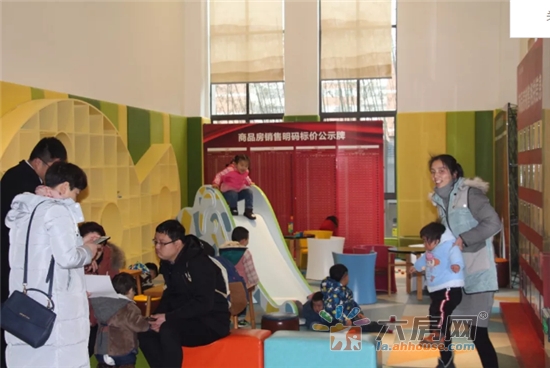 一期庭院洋房火爆签约,载誉热销