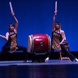 马国明帮胡定欣抓老公外遇的证据,扮完盲人,扮