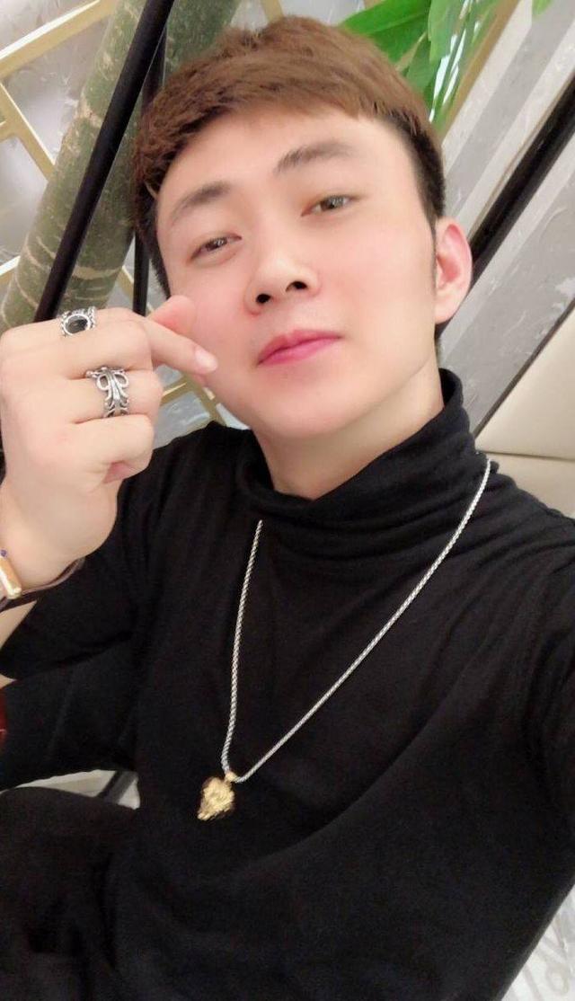 快手主播频繁接广告,从段子手变成了推销小