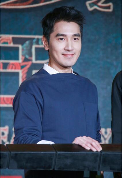 荧幕cp超养眼,与杨幂合作的男星都红了,只有他