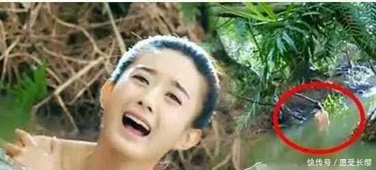 让人尴尬的穿帮,《花千骨》赵丽颖河里洗澡,后