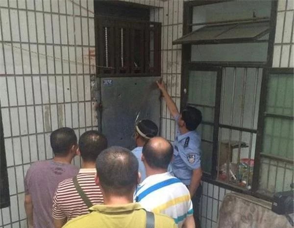 壁纸路边被大屏看到,出租屋内做龌蹉之事,勾搭360美女美女态动电脑男子古装图片