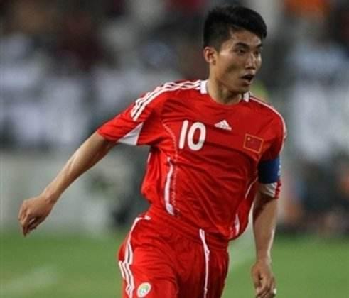 权健为与恒大争夺何超,要与长春亚泰展开全面