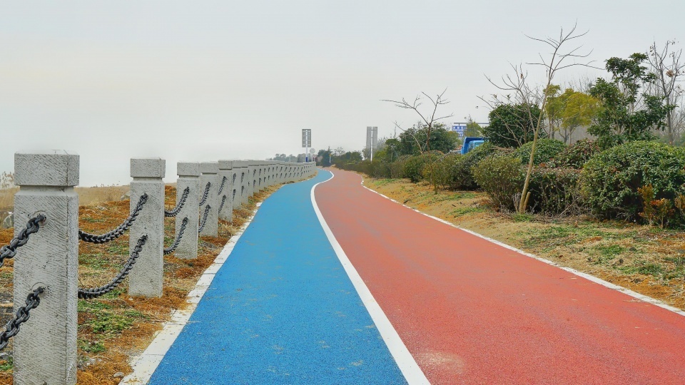 曾经以湖闻名的地级市撤销成县级市，现如今成为省会城市的后花园