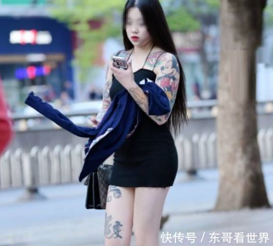 男子街头发现一位美女，当看到美女正面后，男子直言：不敢娶回家