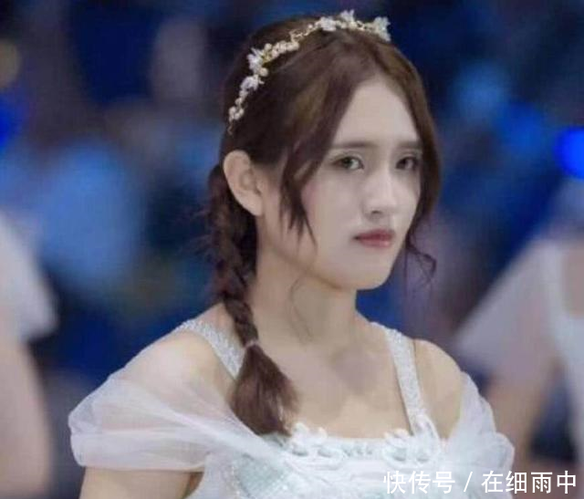 好友曝小三杜雨薇黑历史12岁骗学生钱,16岁骗感情脚踏数条船