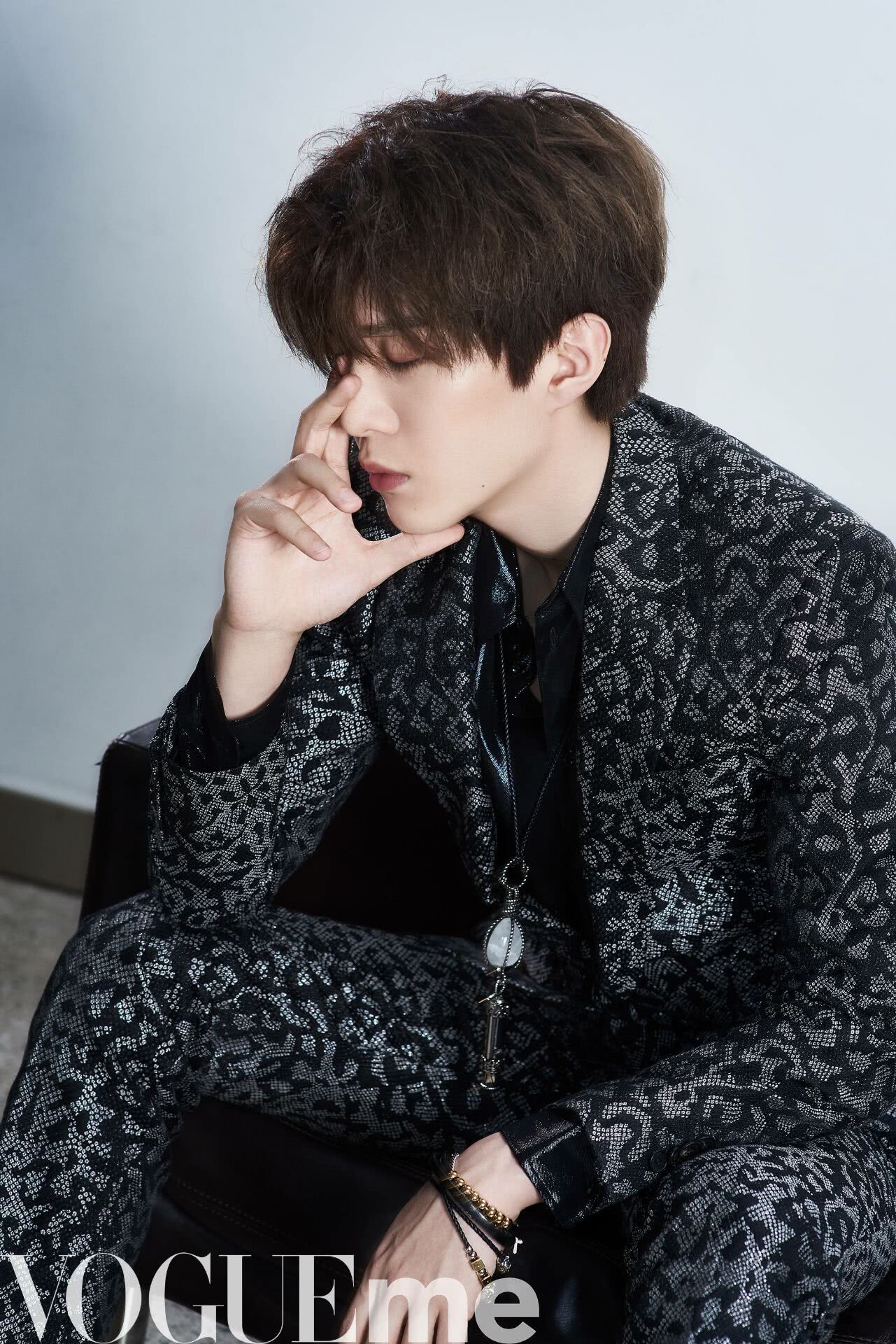 蔡徐坤粉丝破千万被大骂,好笑!范丞丞打个电话