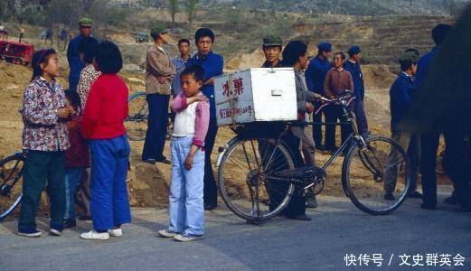 30年前100元人民币能买到什么？看完之后泪奔了！