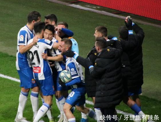 武磊进球绝平巴萨回放