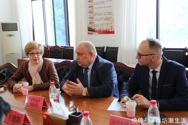 波兰友人访广文--潍坊广文中学迎来波兰奥尔什