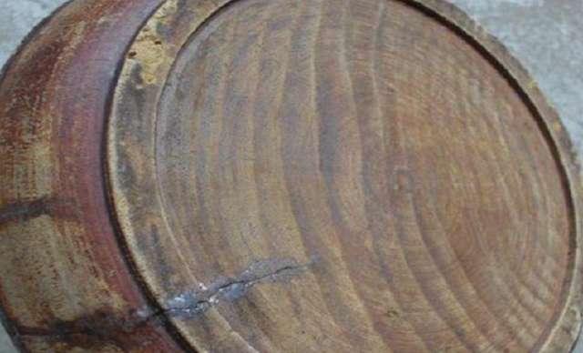 农村奶奶用了70年的洗脚盆,被城里人1万买走戴