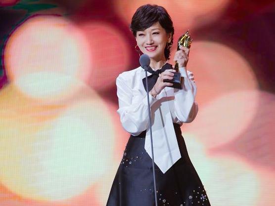 三线明星通告费曝光,李若彤才35万,不如赵雅芝