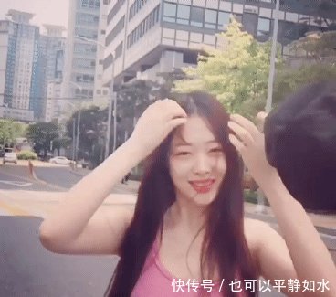 雪莉INS晒照,情趣穿风格外出,无电脑吊带再度支持真空遥控内衣图片