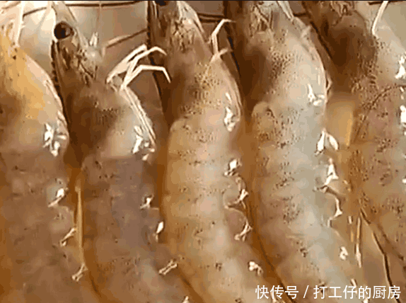 t01b25a790bc9915d6a.png
