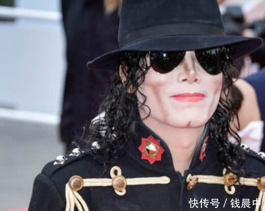 MJ模仿者王杰克逊现身戛纳引众人欢呼,谁料河