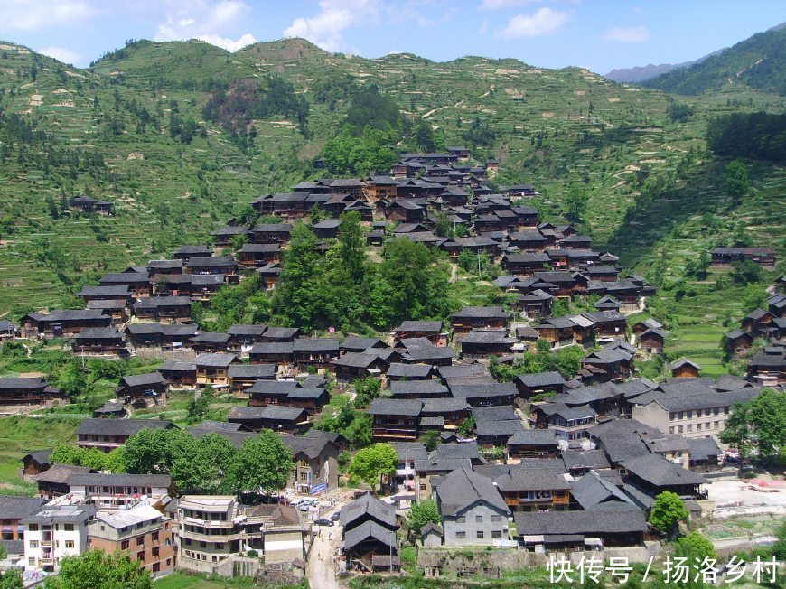 贵州著名景点，被爆出过度商业化，网友：走凤凰古城的老路？