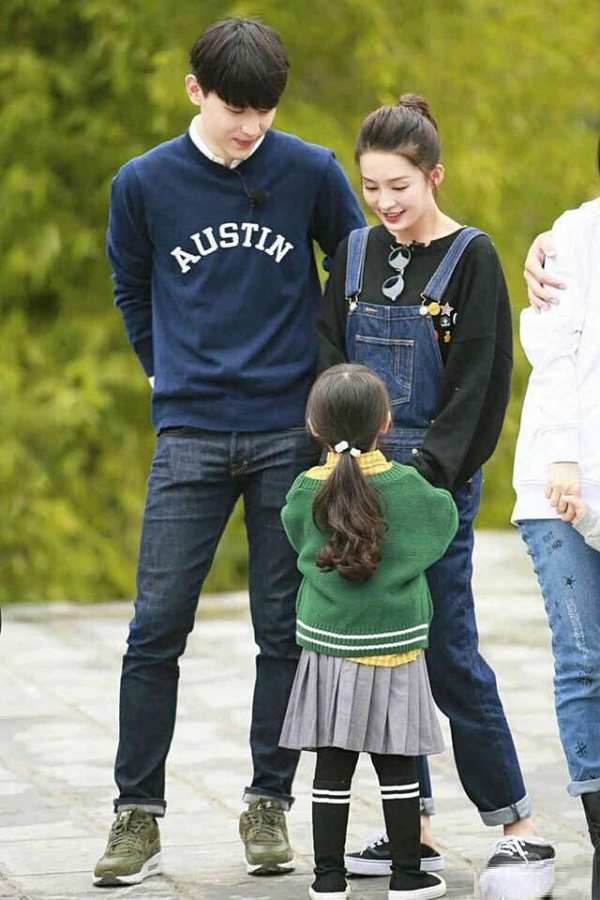 邓伦再次低调表白李沁?网友:这次恋情该坐实了