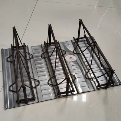 桁架材料选择依据是什么?(桁架材料的选择是一个多因素权衡的过程) 钢结构钢结构螺旋楼梯施工 第2张 桁架材料选择依据是什么?(桁架材料的选择是一个多因素权衡的过程) 钢结构钢结构螺旋楼梯施工 第2张