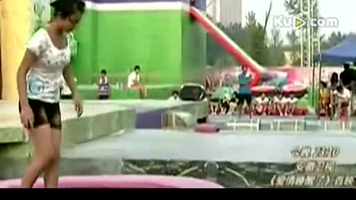 热门集锦 美美大冲关 美女冲关走光了【小三传媒】-【小三传媒】