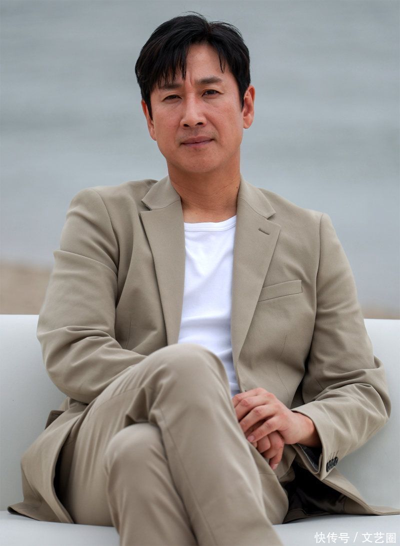 韩娱圈又曝丑闻!李善均自杀恐成替死鬼,韩网曝猛料,疑涉及总统 360娱乐,你开心就好