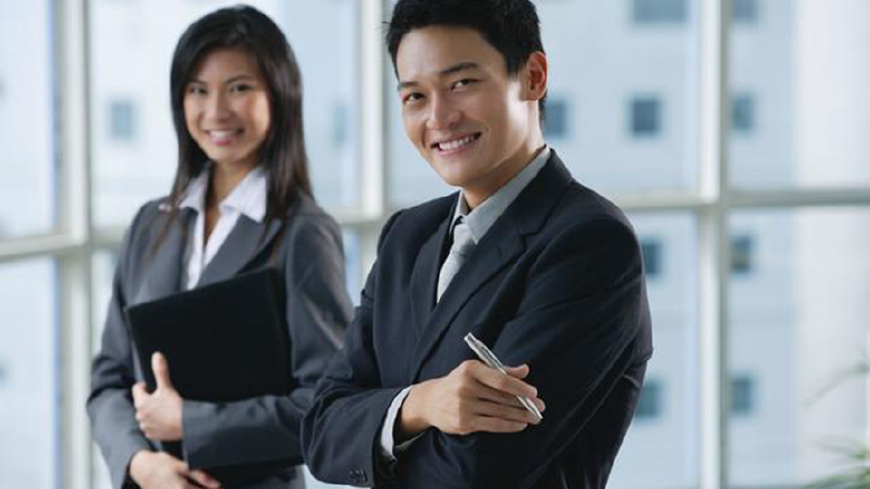 领导常带95后吃饭不买单,下属不愿买单提出辞