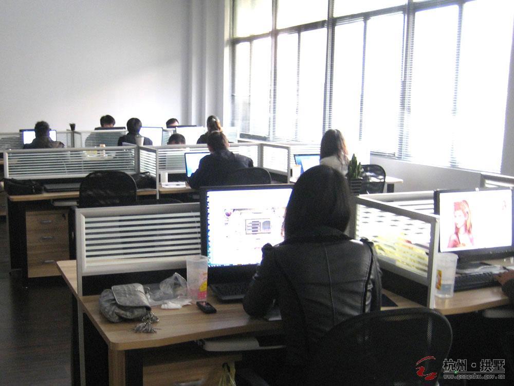 智课自主研发的,基于ai技术的smart智能