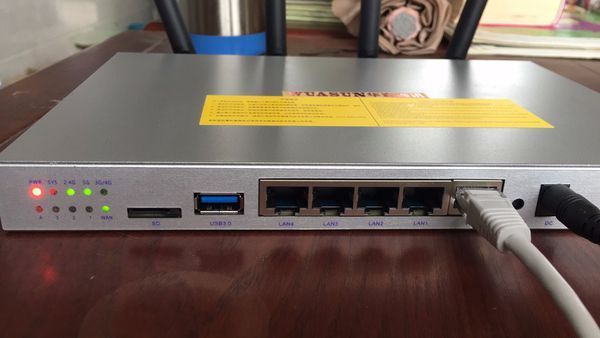 200兆宽带用无线路由器双频450M和876M