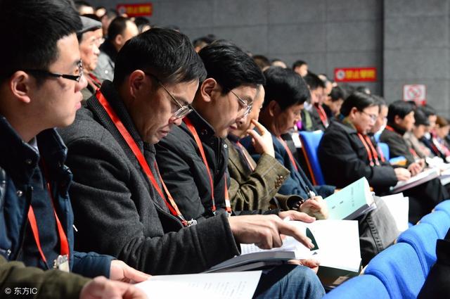 社区党支部年终工作总结演讲稿