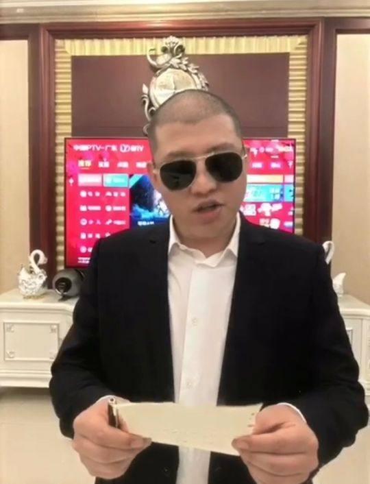 快手主播频繁接广告,从段子手变成了推销小