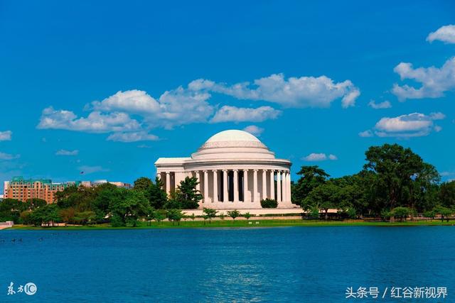 2018年中国零售额将首超美国?中国人均收入不