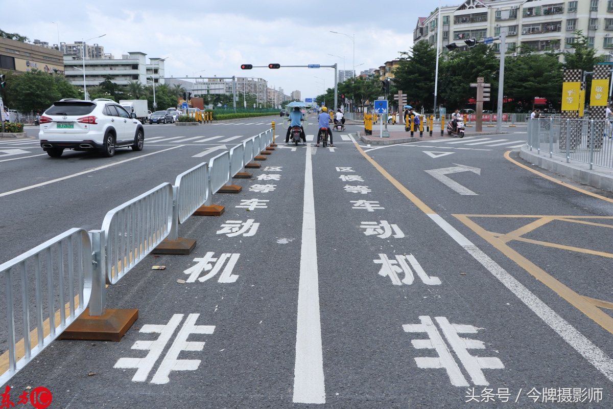 深圳首条非机动车道在沙井建成