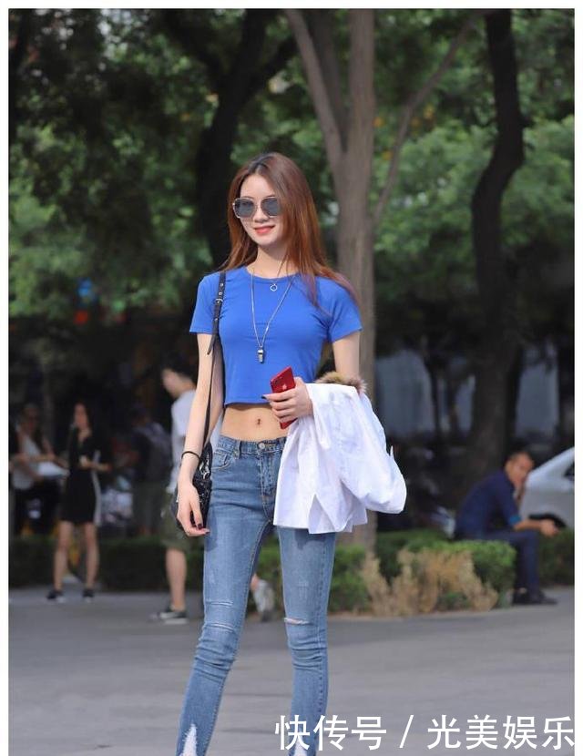 街拍精致美女,随心搭配,真是如花似玉美女范十弹弓射女神图片