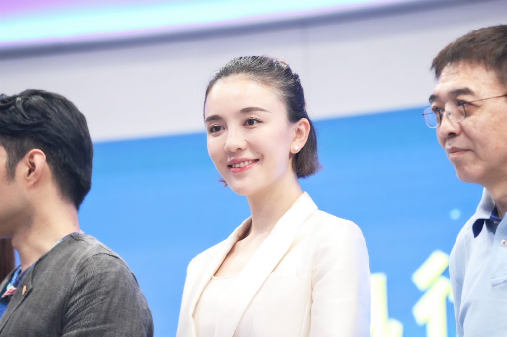吕佳容新剧《执行利剑》央视将播 挑战执行法官：尊重和敬畏