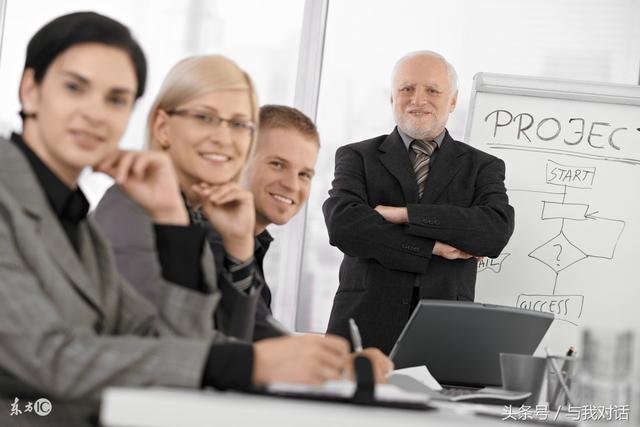 职场中语言表达能力特别重要,我们如何在讲话