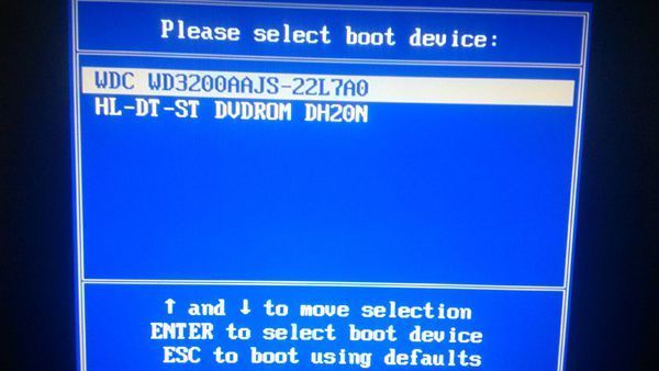 D320AAJS-22L7A0 和HL-DT-ST DVDROM D