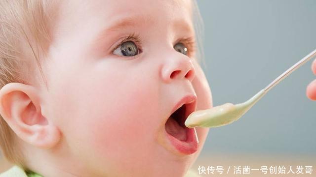 小孩积食有哪些症状,妈妈如何搞定宝宝积食