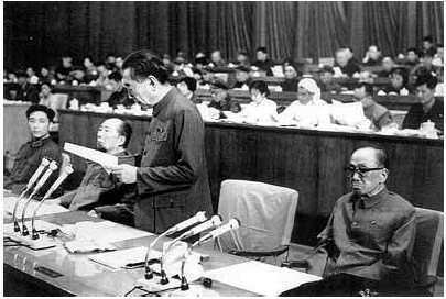 他是军界要人却未被授予军衔,毛主席称他“谭老板”,一气之下说