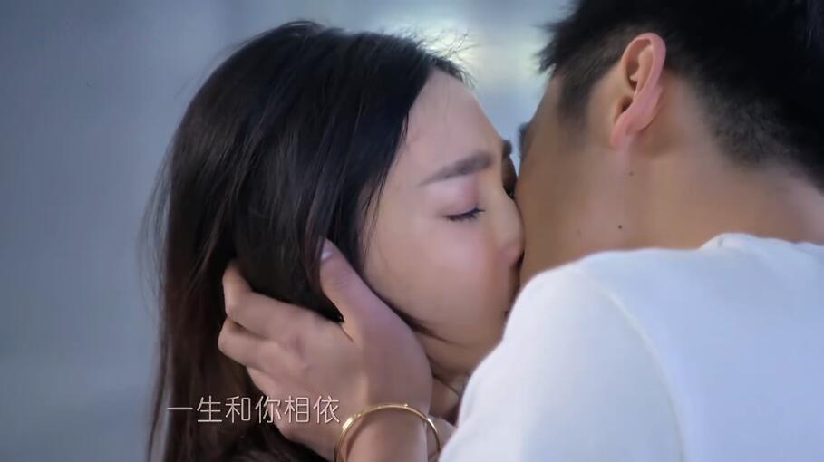《漂洋过海来看你》朱亚文王丽坤狠狠爱 酥糖cp 吻戏感人