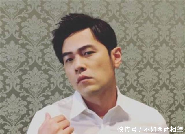 明星小怪癖杨幂抠鼻子,周董不穿内裤,热巴的爱