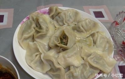 饺子小动作,多个v饺子好吃不破皮,天天吃都不腻鲶鱼须菊花图片