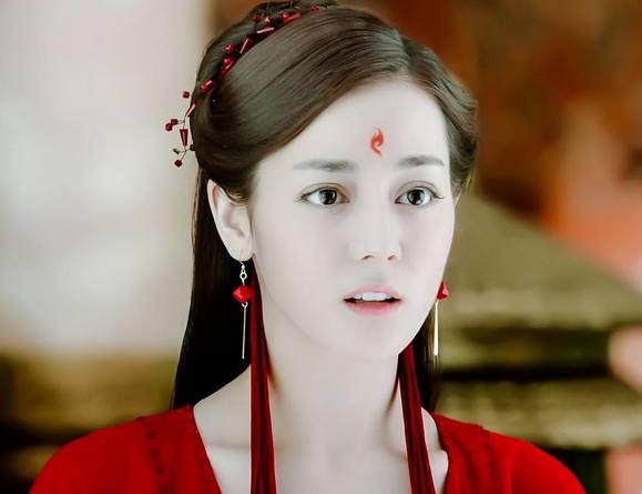 仙侠大剧《无尽天灯》开拍,李易峰坐拥赵丽颖