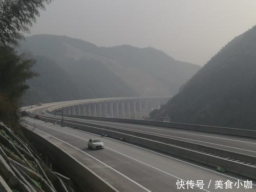 湖北这条高速公路,开工动员会后停工4年,2018