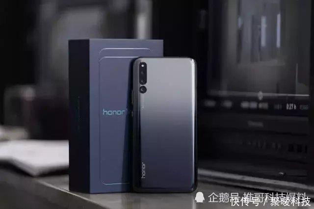 华为Nova4对比荣耀Magic2,价格差300,哪个厉